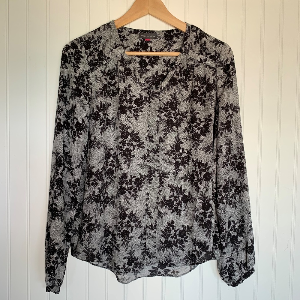 Vince Camuto floral long sleeve button front shirt